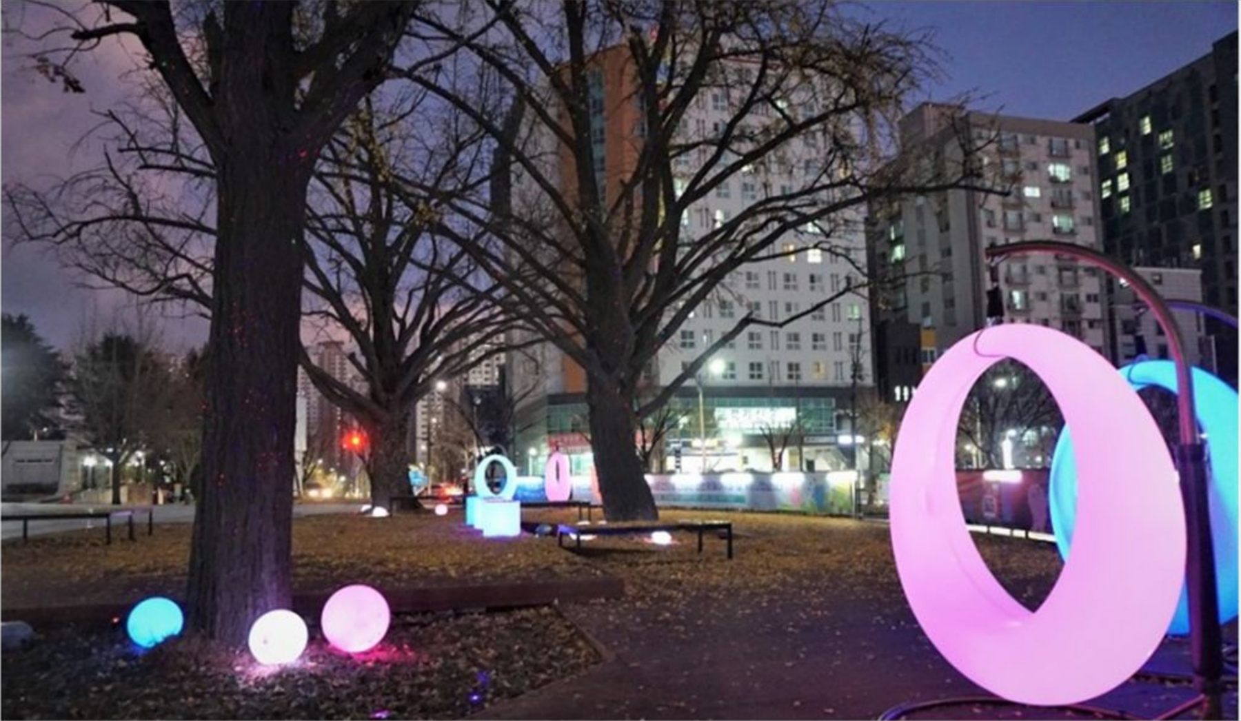인천애뜰 열린광장 — LED Furniture · 대표 이미지 1